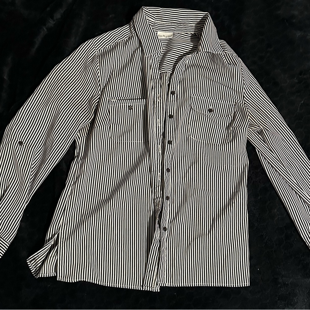 Kim Rogers Men's Black and White Striped Button Down Shirt